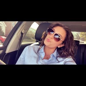 Meet your Posher, Diana